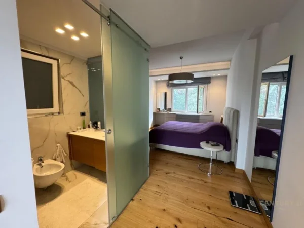 Tirane, shes Vile , 348 m² 1.200.000 € (Sunrise Residence,Tirana, Qendra Tregtare TEG)