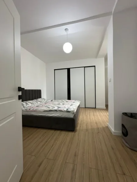 Tirane, shitet apartament 1+1 Kati 3, 83 m² 126.000 € (Stacioni Fundit i Tiranes se Re)