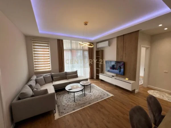 Tirane, shitet apartament 3+1+Ballkon Kati 1, 108 m² 215.000 € 
