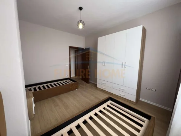 Tirane, shitet apartament 2+1 Kati 7, 89 m² 120.000 € (UNAZA E RE)