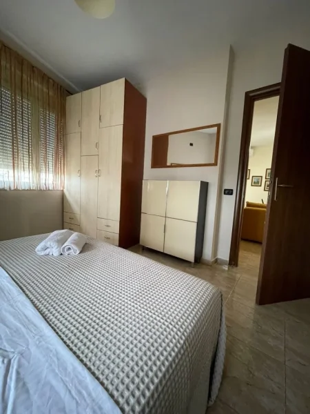 Shqiperi, jepet me qera apartament 2+1+Ballkon Kati 4, 70 m² 650 € (MYSLYM SHYRI)