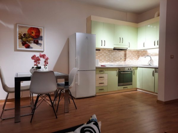 Tirane, jepet me qera apartament 2+1+Aneks+Ballkon Kati 3, 117 m² 800 € (Kopshti Zoologjik)