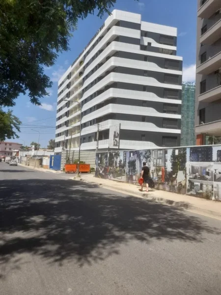 Tirane, shitet apartament 2+1+Ballkon , 101 m² 155.000 € (Don Bosko)