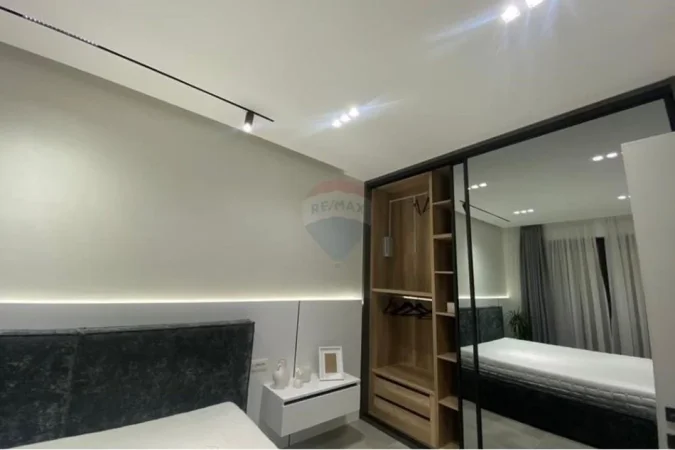 Tirane, jepet me qera apartament 1+1 Kati 4, 70 m² 550 € (APARTAMENT 1+1 - Green City)