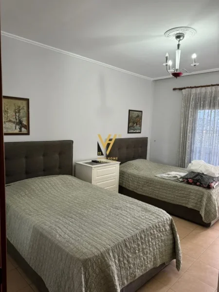 Tirane, jepet me qera apartament 2+1+Ballkon Kati 9, 120 m² 1.500 € (SHESHI SKENDERBEJ)