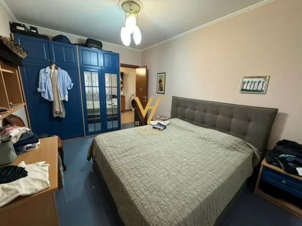 Tirane, jepet me qera apartament 2+1+Ballkon Kati 9, 120 m² 1.500 € (SHESHI SKENDERBEJ)