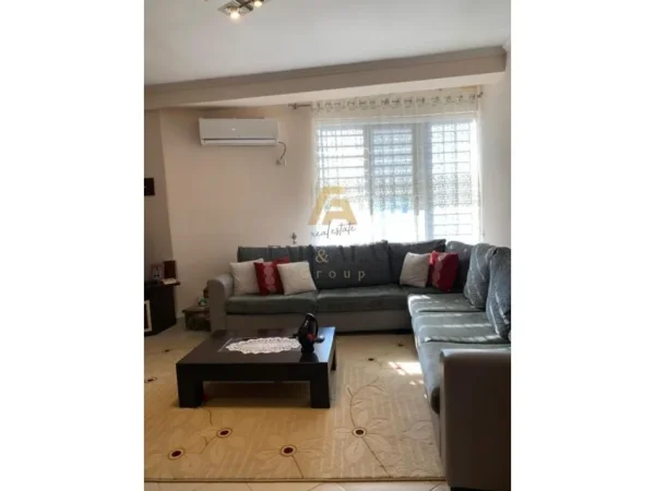 Tirane, shitet apartament 2+1 Kati 6, 99 m² 125.000 € (Yzberisht)