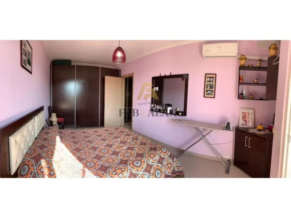Tirane, shitet apartament 2+1 Kati 6, 99 m² 125.000 € (Yzberisht)