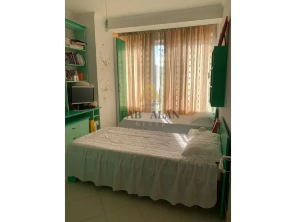 Tirane, shitet apartament 2+1 Kati 6, 99 m² 125.000 € (Yzberisht)