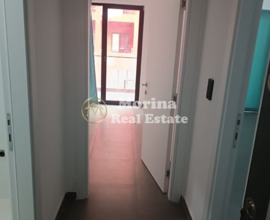 Tirane, jepet me qera apartament 1+1 Kati 1, 70 m² 500 € (Farmacia 10)