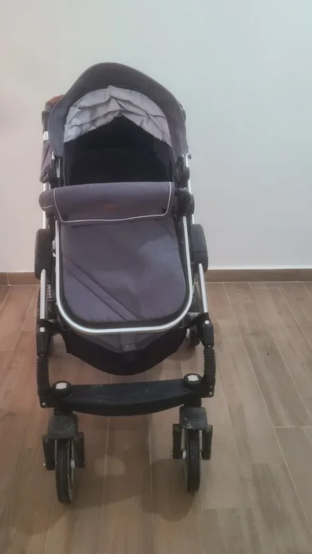 Tirane, shes Karroce Mikelino 2n1 gri metalizato 100 €