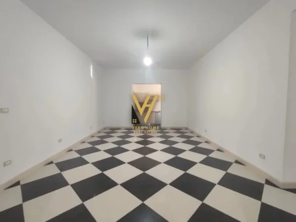 Tirane, jepet me qera zyre Kati 0, 150 m² 2.000 € (STADIUMI DINAMO)