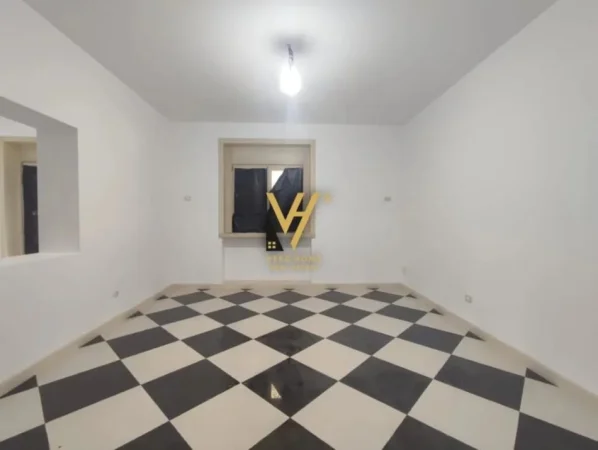 Tirane, jepet me qera zyre Kati 0, 150 m² 2.000 € (STADIUMI DINAMO)