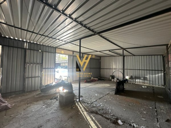 Tirane, jepet me qera magazine Kati 0, 140 m² 3.000 € (RRUGA 5 MAJI)