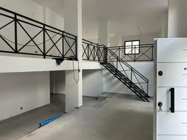 Durres, shitet ambjent biznesi Kati 1, 116 m² 