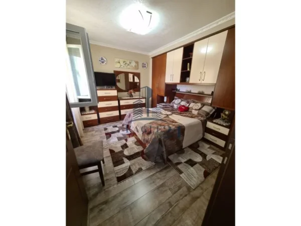 Durres, shes apartament 2+1+Ballkon Kati 8, 126 m² 126.000 € (DURRES,PLAZH)