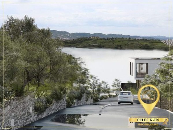 Tirane, shitet apartament duplex Dublex Kati 0, 155 m² 226.000 € (Liqeni i Farkes)