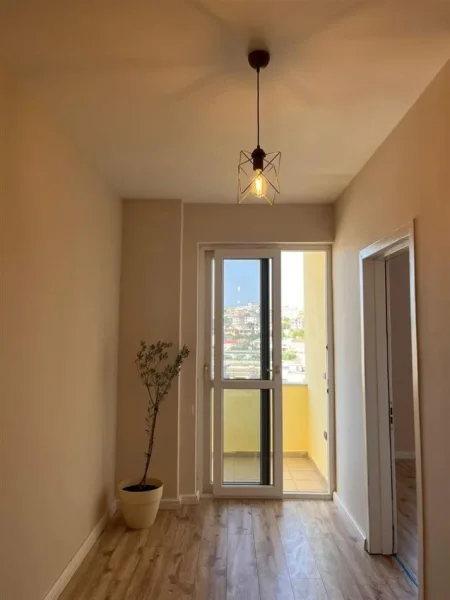 Durres, shitet apartament 1+1 Kati 4, 