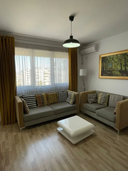 Tirane, jepet me qera 2+1 , 550 € (Astir)