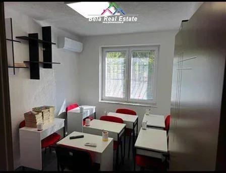 Tirane, jepet me qera zyre Kati 0, 100 m² 800 € (21 dhjetori)