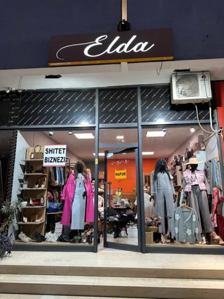 Tirane, oferte Shitet biznesi butik ne Astir