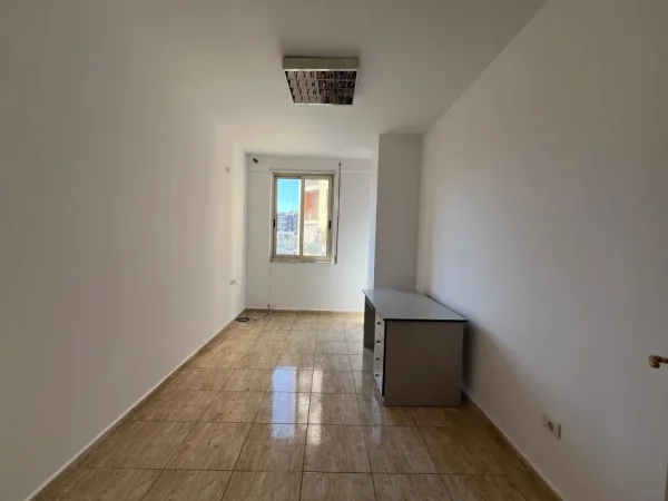 Apartament 2+1+2 ( BOSH ) Kati 5, 100 m² 500 € (Selvia)
