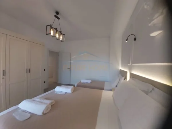 Tirane, jepet me qera apartament 1+1 Kati 6, 67 m² 1.250 € (Rruga Kajo Karafili)