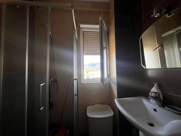 Shitet Apartament 2+1+Blk, 108 m² 275.000 € (Kopshti zologjik)