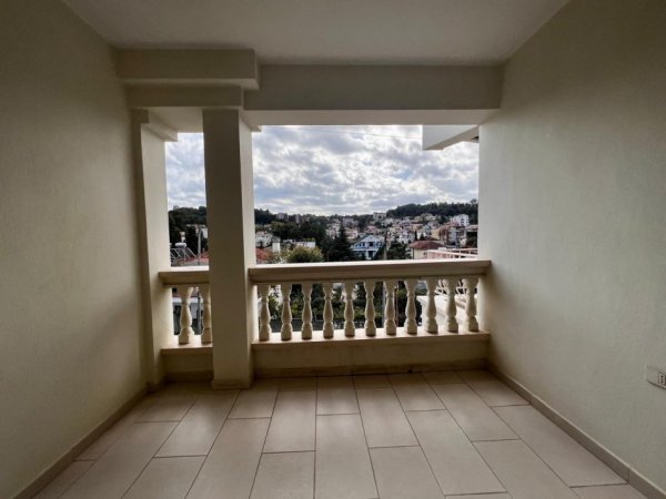 Vile me Qira 3-Kate, 300 m² 700 € (Vilat Gjermane) Tirane