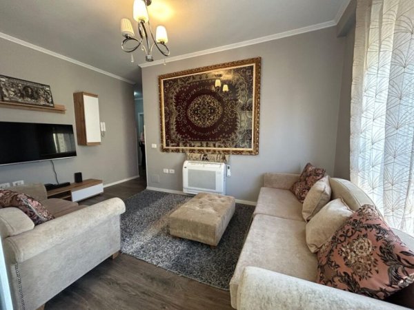 Tirane, jepet me qera apartament 2+1+Ballkon Kati 6, 80 m² 600 € (Rruga Artan Lenja)