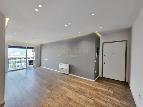Tirane, jepet me qera apartament 3+1+Aneks+Ballkon Kati 6, 110 m² 750 € (21Dhjetori)