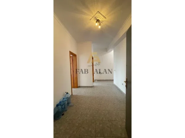 Tirane, shitet apartament 2+1 Kati 6, 88 m² 125.000 € (Rruga Bardhyl)