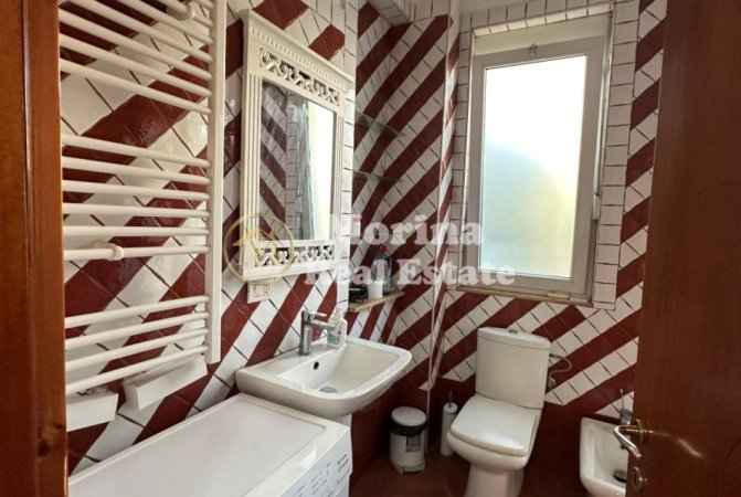Tirane, jepet me qera shtepi 2+1 Kati 2, 90 m² 750 € (21 Dhjetori)