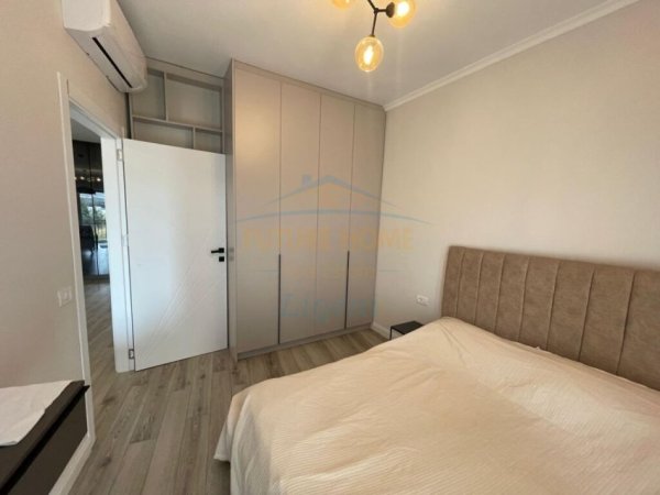 Tirane, jepet me qera apartament 1+1 Kati 2, 74 m² 680 € 