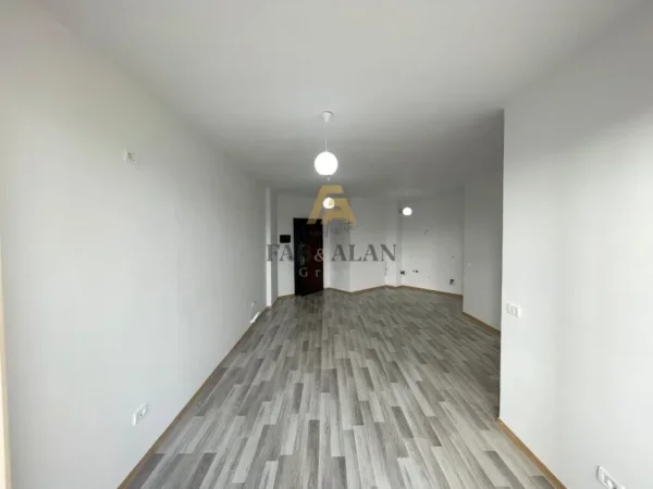 Tirane, shitet apartament 2+1 Kati 7, 110 m² 137.500 € (Yzberisht, Rruga Besim Alla)