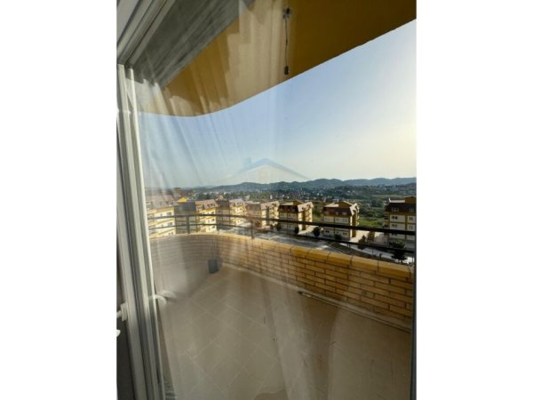 Tirane, shitet apartament 2+1 Kati 4, 144 m² 290.000 € (Lake Land, Farke)