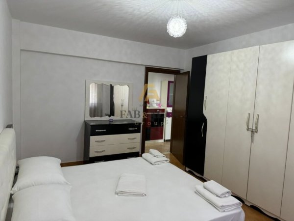Tirane, shitet apartament 2+1 Kati 4, 96 m² 120.000 € (Kthesa e Kamzes)