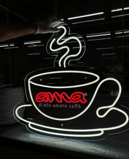 Tirane, shes Starto nje biznesin RiskFree me Neon Led - gjenerat e dyte 20.000 €