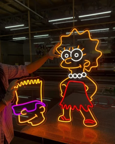 Tirane, shes Starto nje biznesin RiskFree me Neon Led - gjenerat e dyte 20.000 €