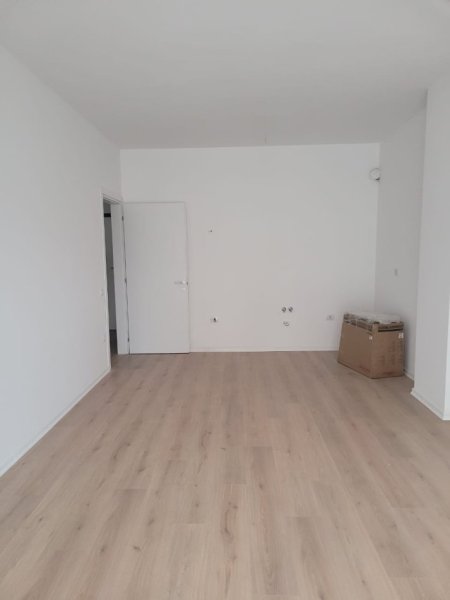 Tirane, jepet me qera apartament 1+1+Ballkon Kati 3, 60 m² 400 € (ASTIR)