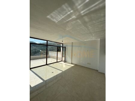 Tirane, shitet Dublex Kati 4, 230 m² 450.000 € (KOPSHTI ZOLOGJIK)