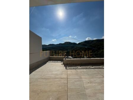 Tirane, shitet Dublex Kati 4, 230 m² 450.000 € (KOPSHTI ZOLOGJIK)