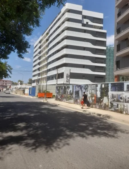 Tirane, shitet apartament 2+1 Kati 5, 102 m² 155.000 € (Don Bosko)