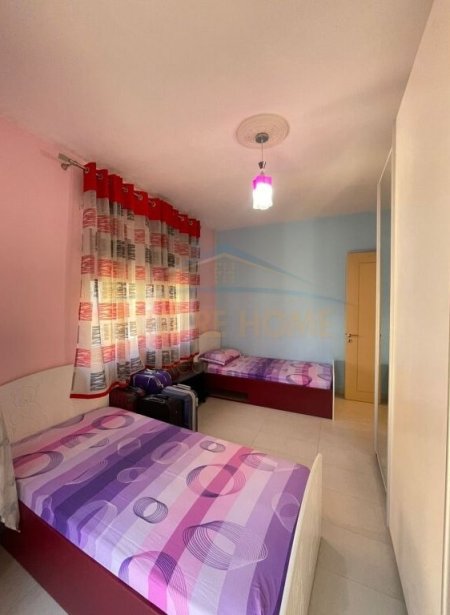 Tirane, jepet me qera apartament 2+1 Kati 7, 98 m² 600 € (Unaza e Re)