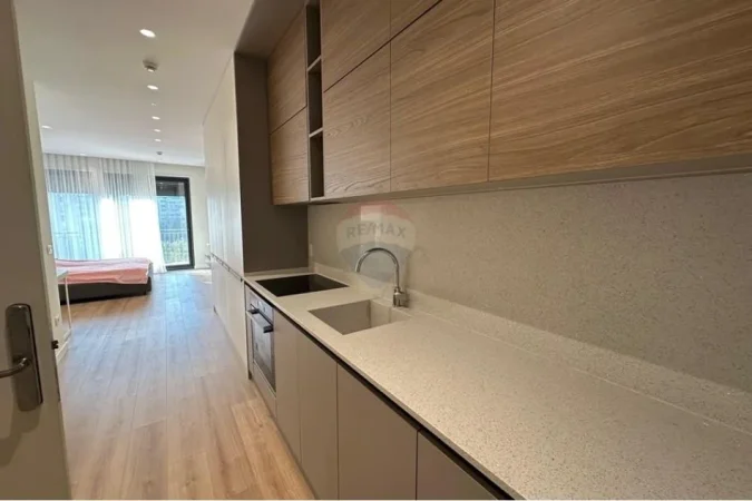 Tirane, jepet me qera garsonier Kati 3, 52 m² 500 € (liqeni i thate)