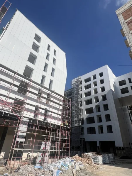 Tirane, shes apartament 2+1+Aneks+Ballkon Kati 5, 102 m² 140.000 € (Porcelan)