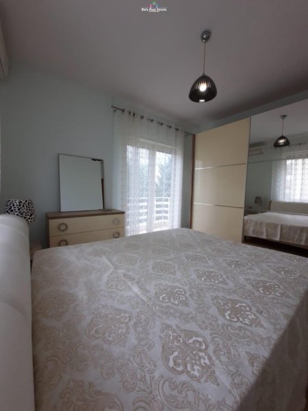 Tirane, jepet me qera apartament 2+1 Kati 3, 115 m² 800 € (prane Kopshtit Zoologjik, Rruga Eduart Mano)
