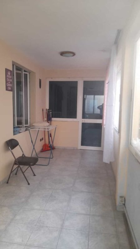 Tirane, jepet me qera apartament 2+1+Ballkon Kati 1, 70 m² 450 € (5 maji)