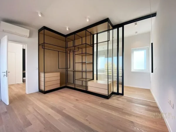 Tirane, shes Vile 2 Katshe Kati 2, 450 m² (Long Hill)