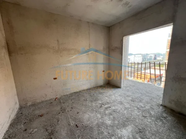 Tirane, shitet apartament 1+1+Ballkon Kati 5, 60 m² 72.000 € (Dogana)